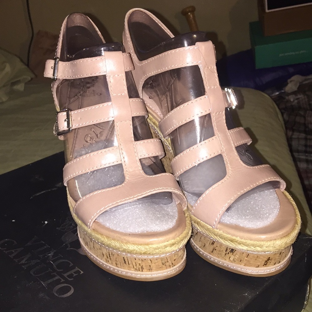 Vince Camuto Wedges SZ 9 1/2 Brand New